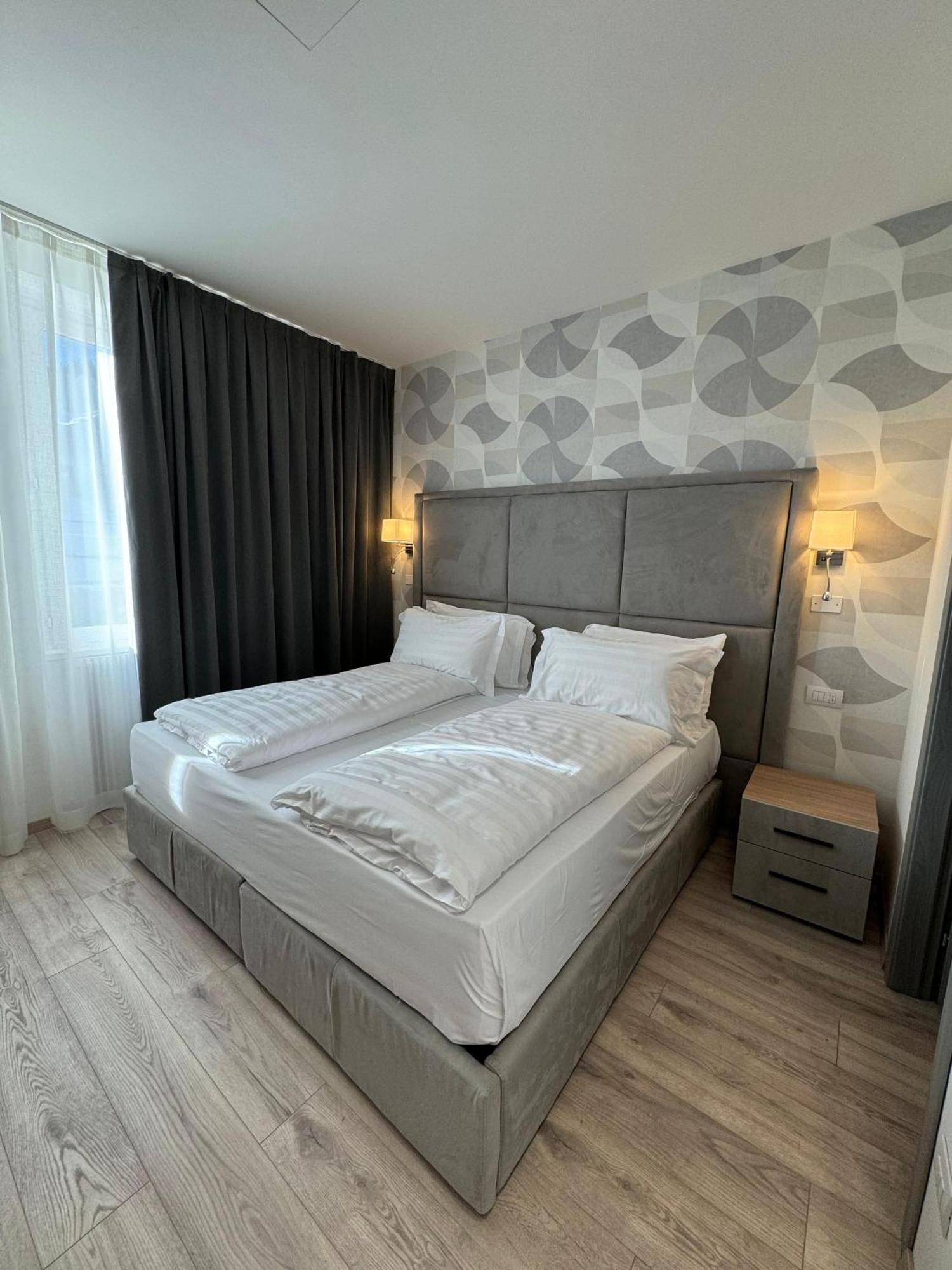 Hotel Rosengarten Madonna Esterno foto